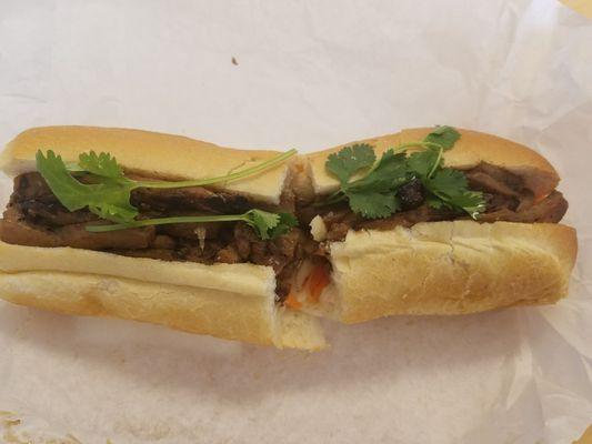 Grilled Chicken Bahn Mi