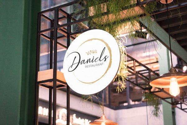 Daniels Restaurant Logo Design