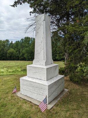 Fort Vengeance Monument, Pittsford