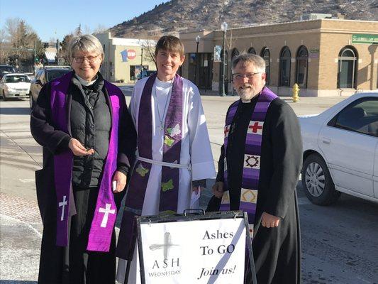 "Ashes to Go" 2017 - making Ash Wednesday accessible for those with not as much time on their hands!