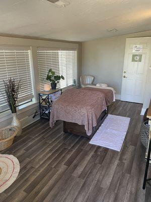 Comfy bodywork studio located in downtown Flagstaff