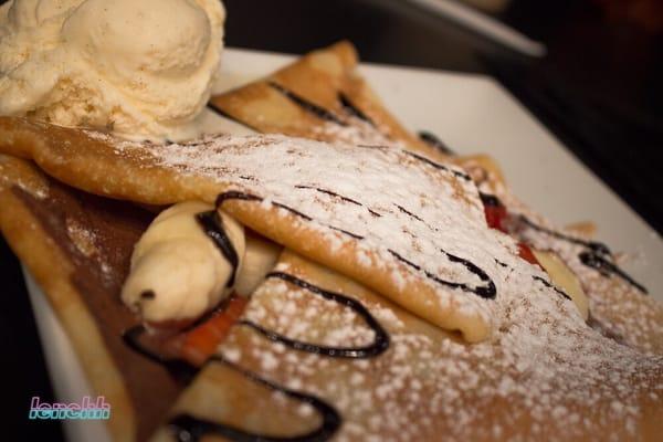 Nutella Crepé with Strawberries and Banana.