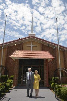 Pastor Johnny and Sheri Major