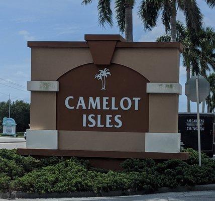 Camelot Isles Shopping Center