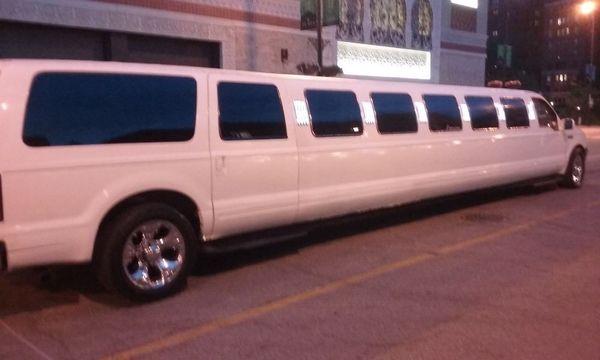 Our 20 passenger Superstreched Excursion great for small or large parties up to 20.