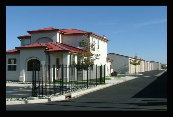 Red Roof Self Storage