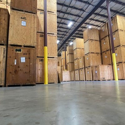 80,000 square feet of secure storage for corporate and residential equipment, inventory, records and household goods