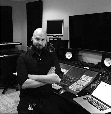 Alex Novick As a studio engineer he has worked with many great producers and artists in the NYC metro area including Joe Vulpis (Lady Gaga)