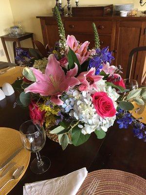 Beautiful centerpiece, fresh flowers lasted long after the weekend was over