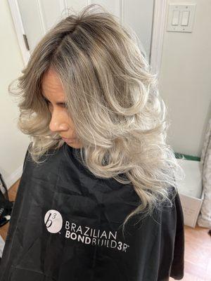 Pearl ash Blonde balayage