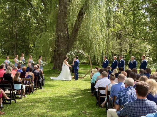 Outdoor wedding (officiated by Weddings by Bobbie)