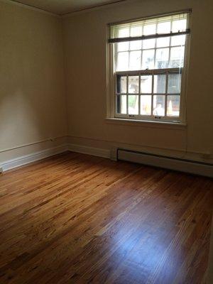 Beautifully maintained hardwood floor in my unit.