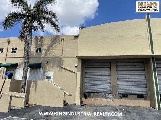 KING INDUSTRIAL REALTY Exclusive Listing 3,400 SF Doral Area Warehouse Bay LEASED