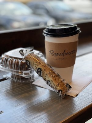 Carrot cake cupcake and Barnchata Latte with oak milk!