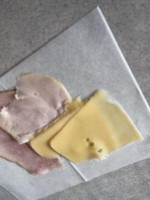 Ham and cheese samples.