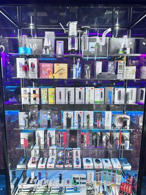 All Vape  devices and batteries available