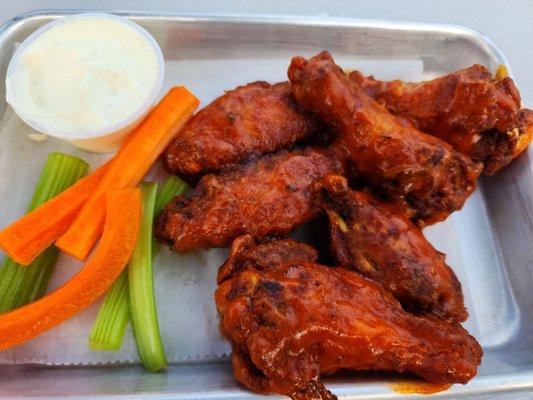 Hot chicken wings