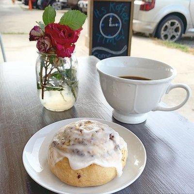 Vegan Cinnamon or Chocolate Rolls