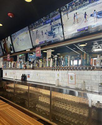 Bar area with lots of TVs