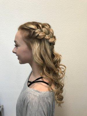 Homecoming Hair style