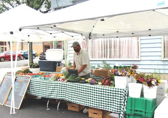 Fuller's Overlook Farm- pasture raised, organically fed, GMO free meats & eggs and produce