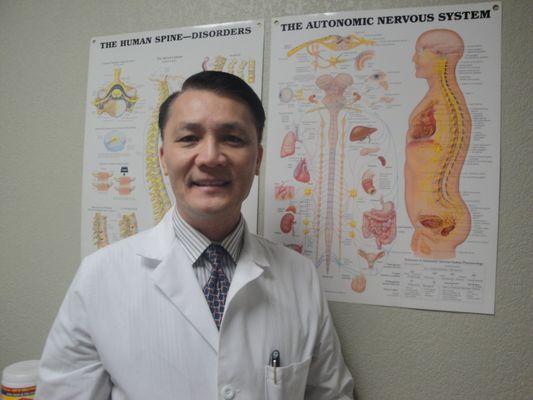 With over 34 years of clinical experience, Dr. Paul Nguyen is well-prepared to care for his patients.