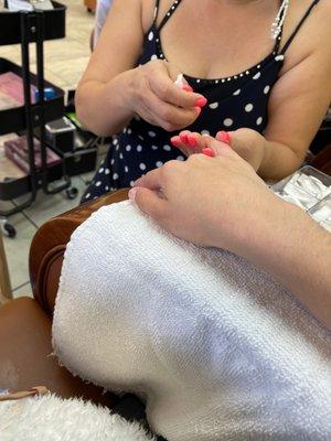 Doing my nails while doing my feet