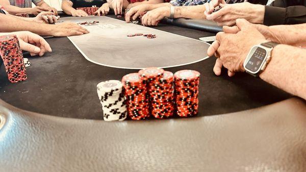 Poker table/chips