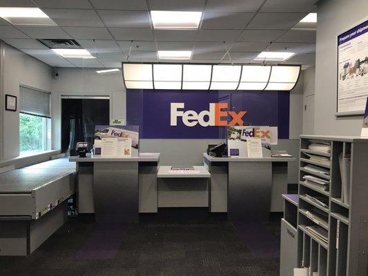 FedEx Ship Center