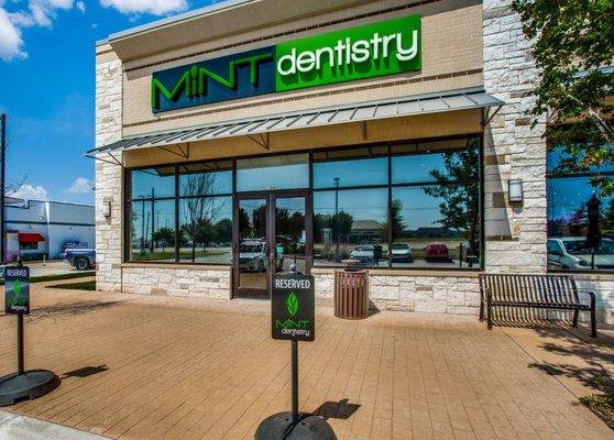 Mint Dentistry Frisco exterior