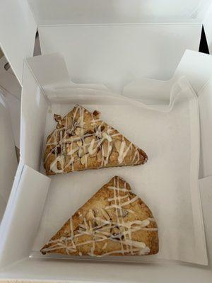 Keto Almond scones