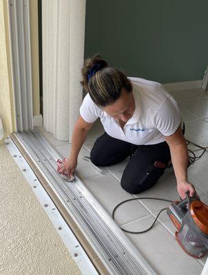 It's important to maintain your sliding glass doors tracks free of sand and dirt to keep them in great condition.