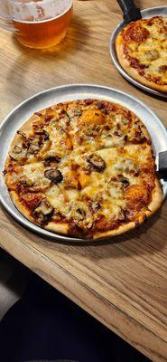 7" Double Mushroom Pizza.