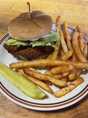 Fried chicken sandwich