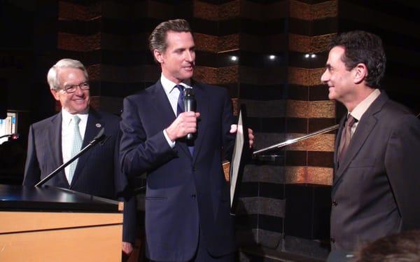 Party Revelers: Charles Schwab, Gavin Newsom & Neal Benezra at SFMOMA 75