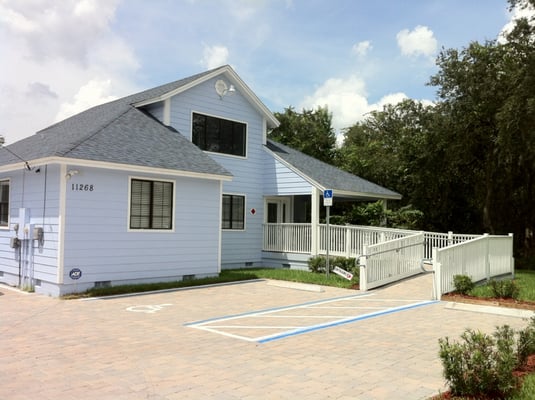 Outside our brand new clinic in the Disney/Lake Buena Vista area.