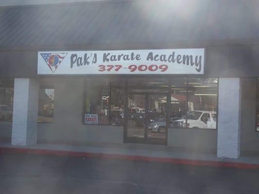 Paks Karate Academy