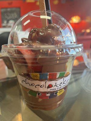 Small rainbow cup (three fruits from list covered in milk chocolate or chocolate if your choosing)