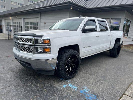 Chevy Silverado Off-Road Wheels