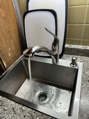 Kitchen faucet