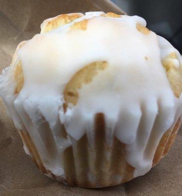 lemon muffin $3