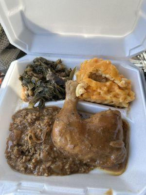 Smothered chicken w/mac & collard greens