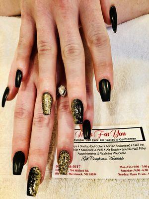 New Year nails by Lynn