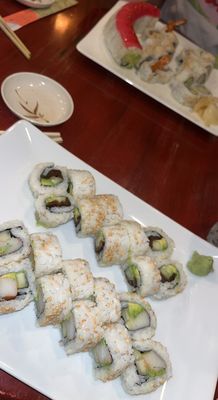 california roll and kanpyo roll