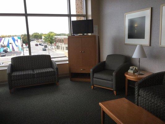 Willmar Hospital Birth Center Waiting Room