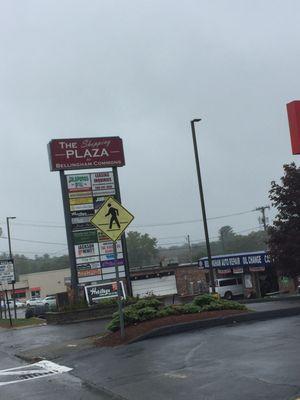 Shopping Plaza at Bellingham Commons -- 15-19 North Main Street / Route 126, Bellingham            Sign