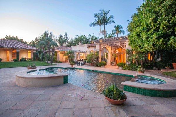 6515 Primero Izquierdo
 Rancho Santa Fe, CA
 92067