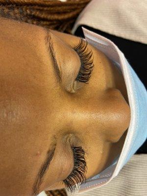 Natural Eyelashes extensions