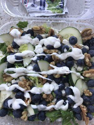 Blueberry walnut salad