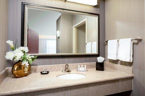 Courtyard By Marriott Columbia